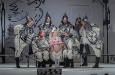 Сказка о мёртвой царевне и о семи богатырях