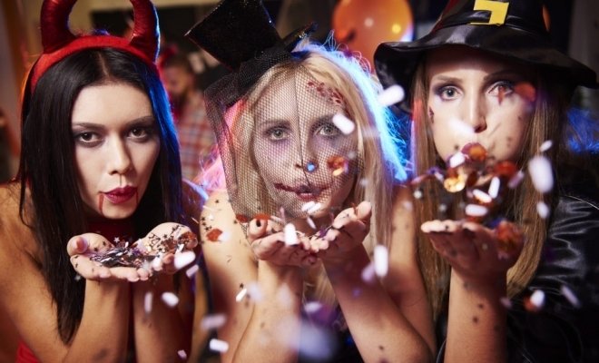 Gothwave Halloween с Chaneys
