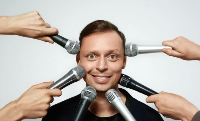 Виктор Комаров