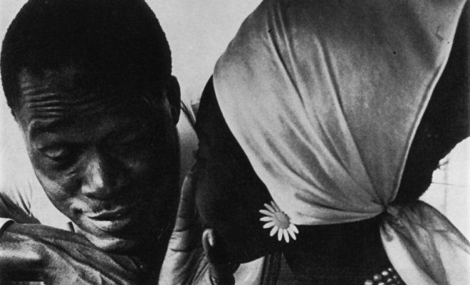 Чернокожая из...