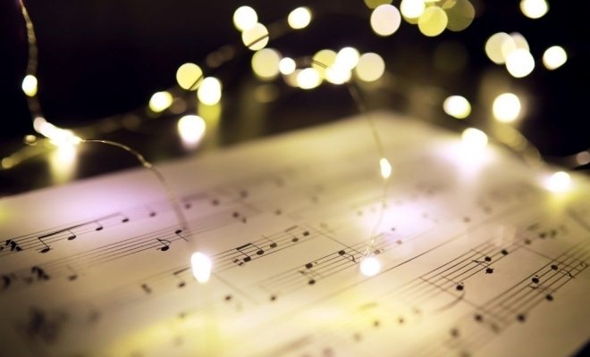 Новогодняя классика на органе при свечах