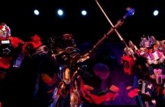 Шоу трансформеров на планете пузырей