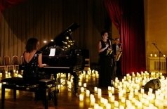 Джаз в свете свечей