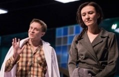 Көтәм сине... / В ожидании. Видеопоказ