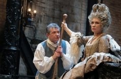 Любовь у трона