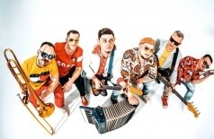 Рви меха — оркестр!