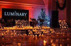 Luminary. Волшебный свет Рождества и 3000 свечей