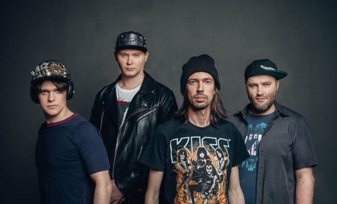 Не менее пяти оборотов