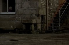 Дочь каменщика, оставаясь в небе