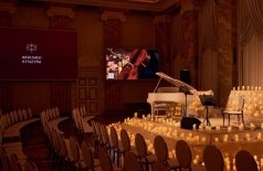 Рождество во дворце: шедевры классики в сиянии тысячи свечей