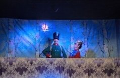 В огне не горит, в воде не тонет