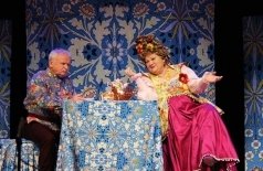 Не в свои сани не садись