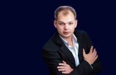 Алексей Брянцев