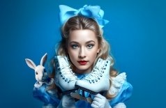 Алиса в Стране чудес