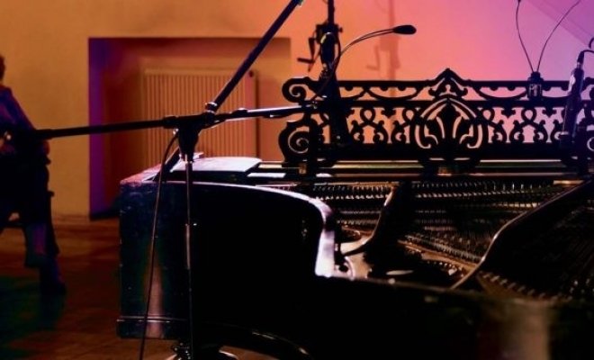 Рождественская ночь при свечах