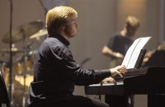 Эйнауди и неоклассика. Рояль при свечах