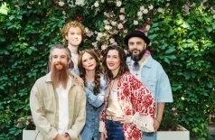 Евгения Рыбакова и Обними Кита