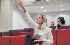 Игра на одевание. Русский костюм