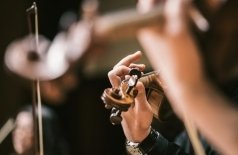 Новогодний концерт при свечах! Чайковский. Брамс. Штраус. Россини