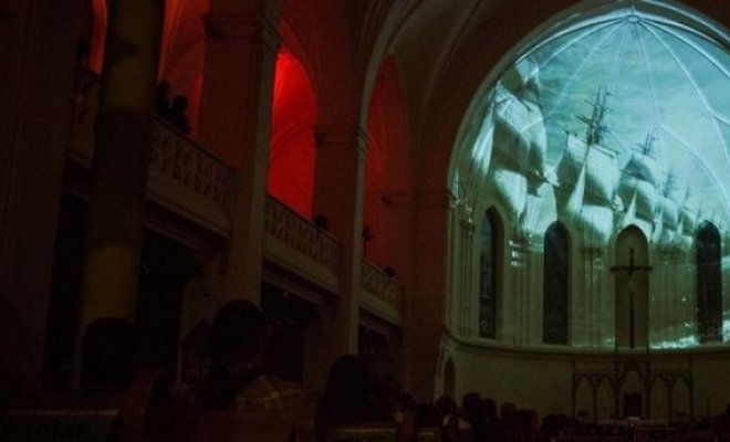 Армянский дудук, орган и саксофон