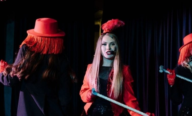 Новогодняя ночь в театре