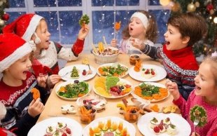 Новогодний стол для юных гурманов