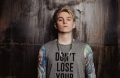 Женя Рассветов