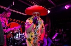 Лайтис Crew Tribute