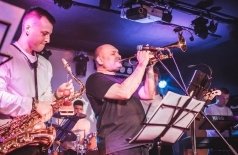 Праздничный концерт