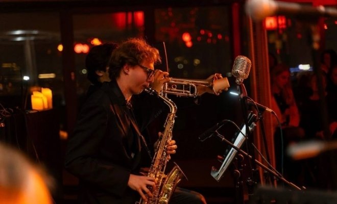 Moon Jazz: романтический концерт при свечах