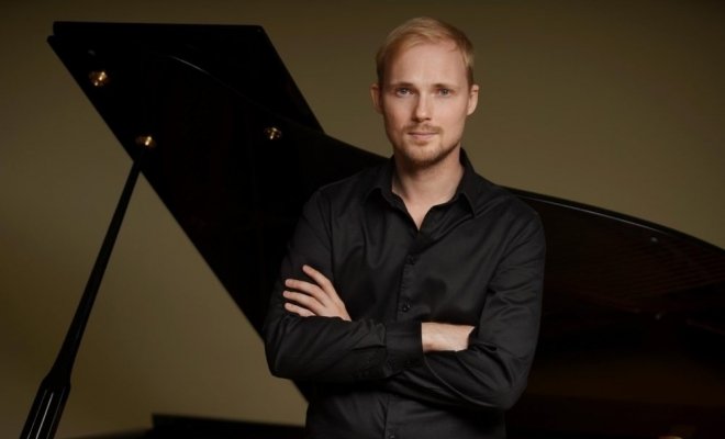 Андрей Дубов