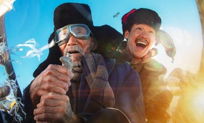 Киноклуб «Кино, вино и домино»: Надо мною солнце не садится