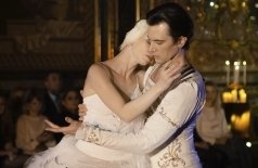 Балет при свечах: Времена года и Шопениана