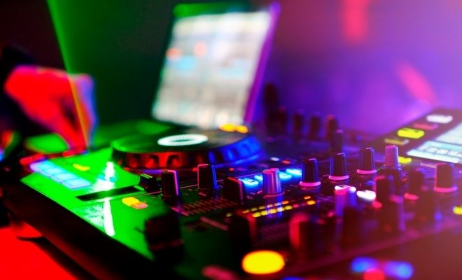 Super Premium DJ & Friends