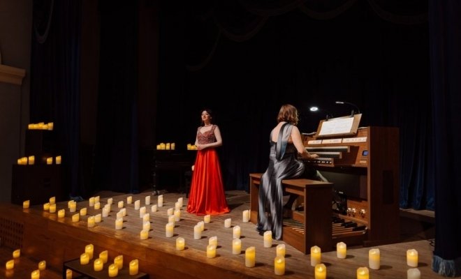 Поэзия при свечах