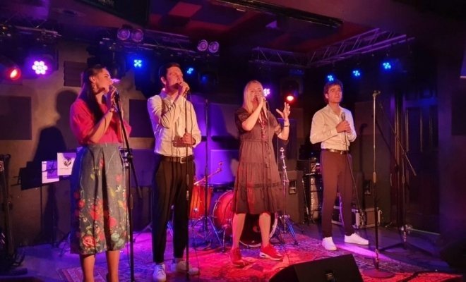 Елена Комарова