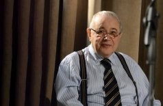 Евгений Петросян