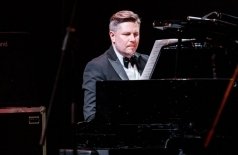 Джаз с Ильёй Филипповым. Любимым женщинам