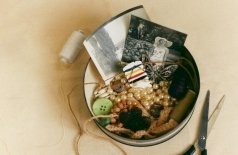 Мастер-класс Ольги Брезгуновой. Архив в оттенках индиго: сохраняем памятные вещи в технике цианотипии