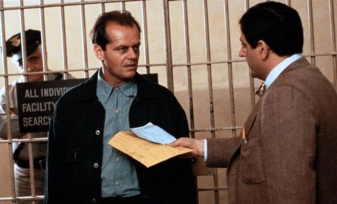 Почтальон всегда звонит дважды