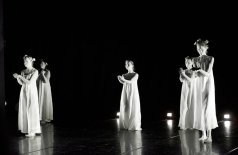 Вечер танцевальных перформансов