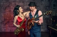 Трио Лады Поповой. Италия золото Jazz. Золото осени. Золотой саксофон.