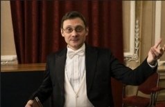 Оркестр Павла Опаровского. Апрельский снег — легко и невзначай