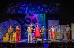 Неслужебный роман