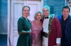 Отель «Медовый месяц»