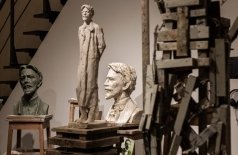 Музыка в мастерской Аникушина