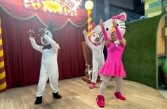 Выходные с Куроми, Мелоди и Хэллоу Китти