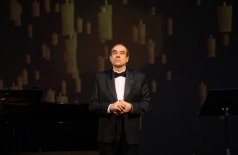 Андрей Антонов