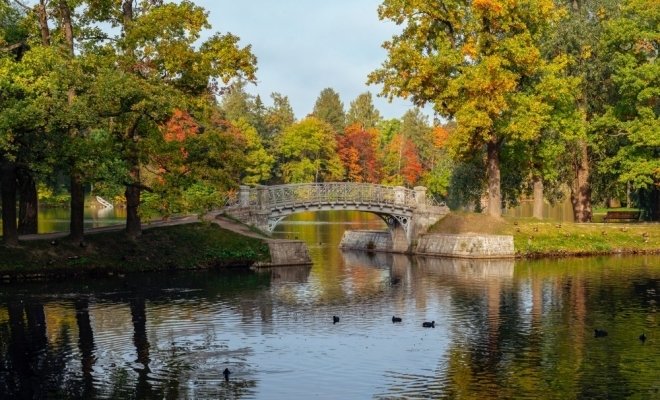 Императорский Гатчинский дворец и пейзажный парковый ансамбль