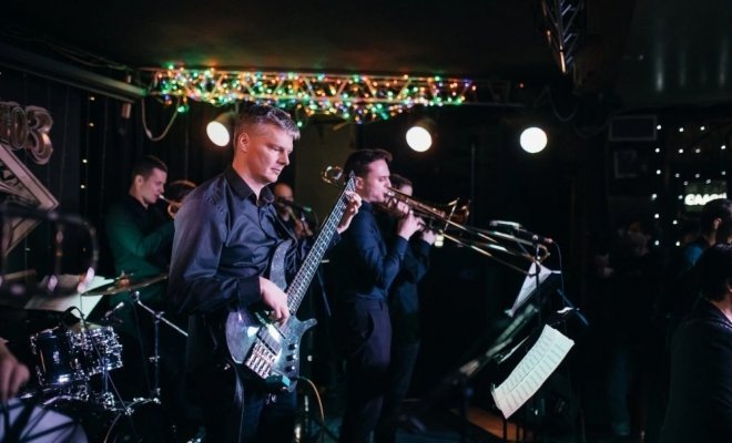 Good Orchestra. Хиты Queen